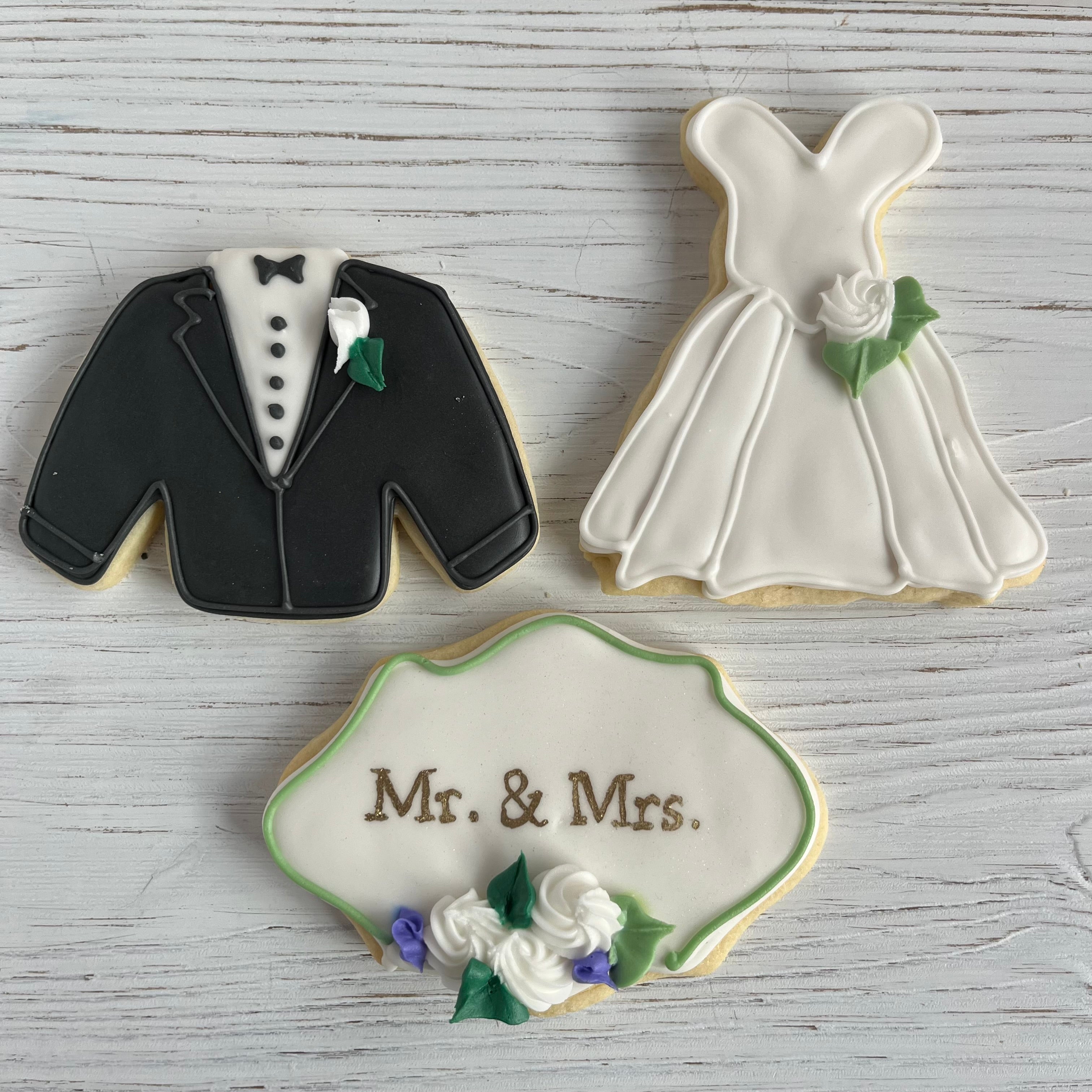 Bride, Groom, and Mr and Mrs Plaque Sugar Cookie Sets