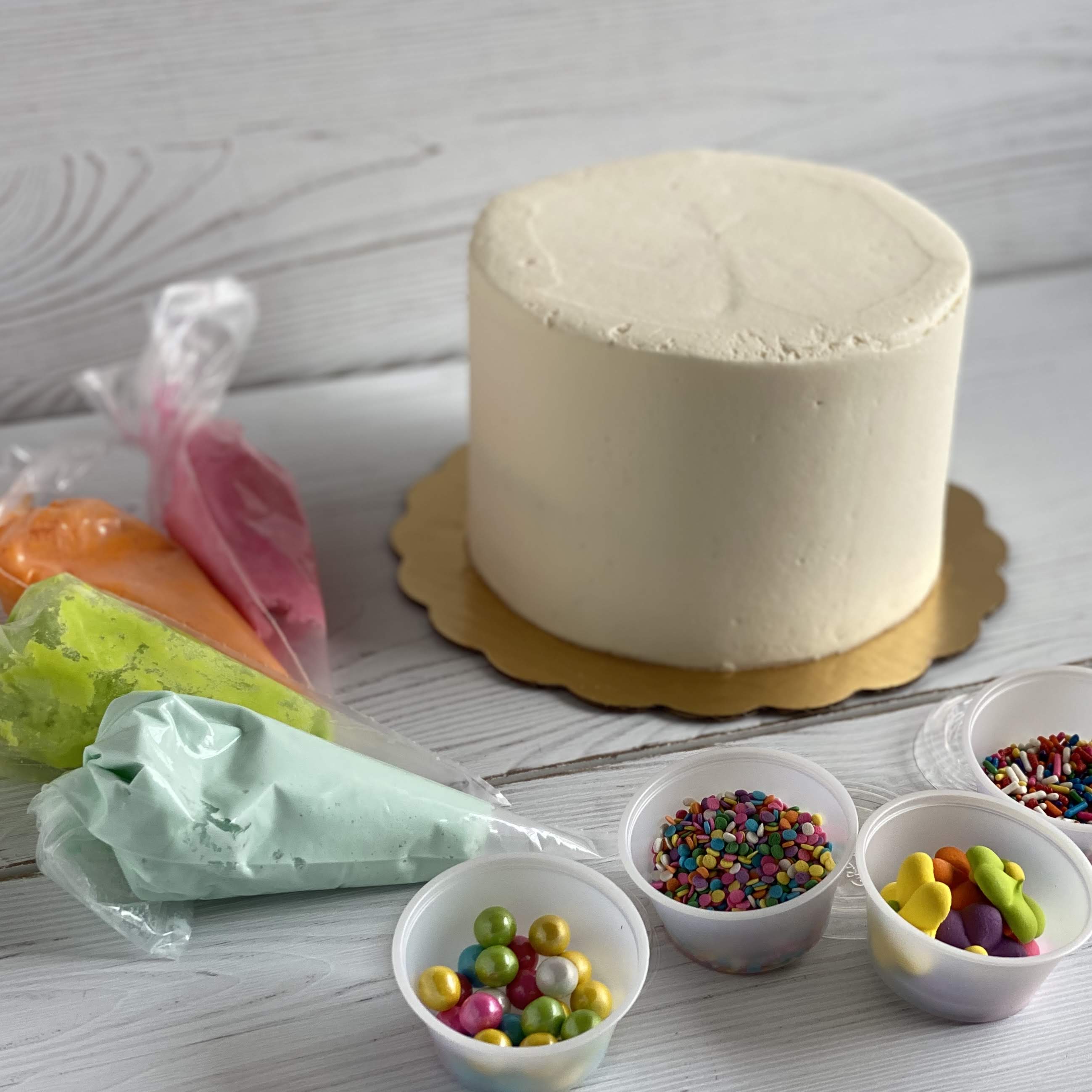 Cake Decorating Kit - Decorate Your Own Cake